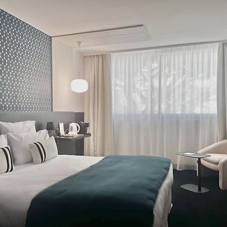 Le Prose Hotel Ла-Гранд-Мот Экстерьер фото